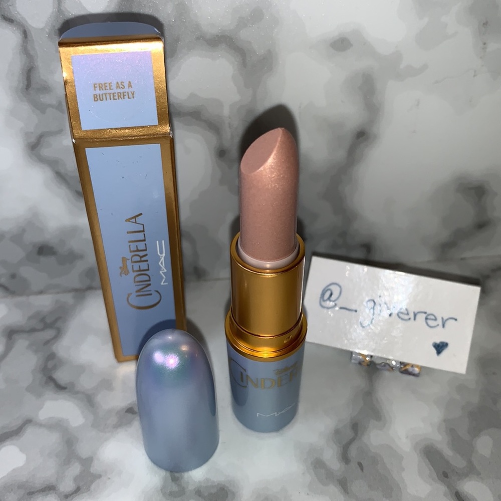 NIB FREE AS A BUTTERFLY CINDERELLA X MAC Lustre Lipstick MAC